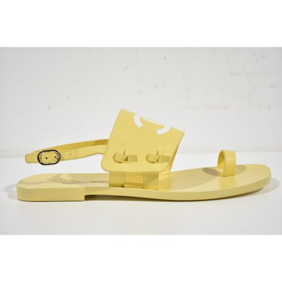 Chanel 21P Be CC Thong Yellow Leather White Logo Toe Strap Flat Sandal 38.5 - Picture 3 of 11